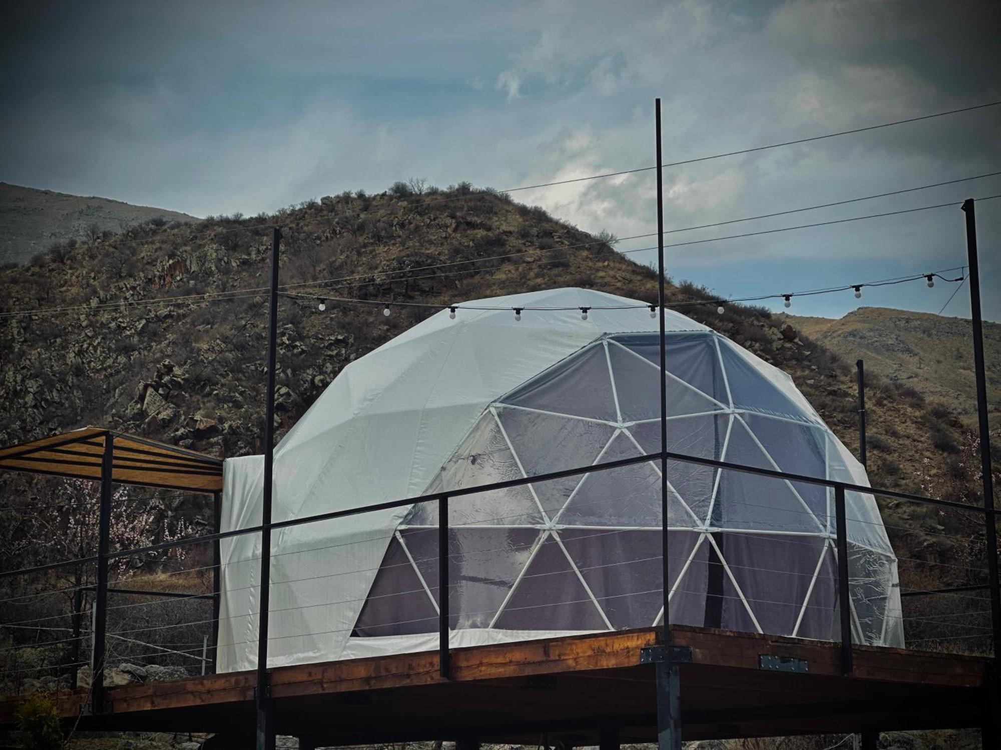 Vardzia Glamping Exterior photo