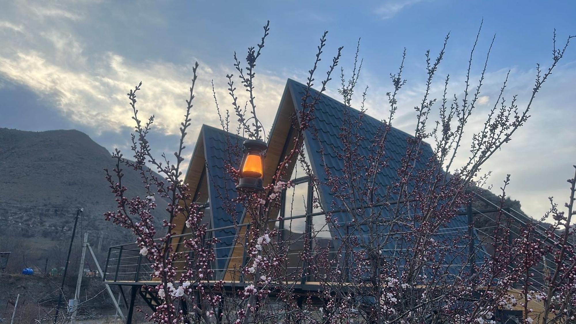 Vardzia Glamping Exterior photo